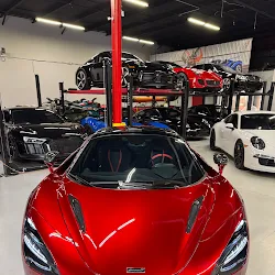 McLaren 720S — front detail
